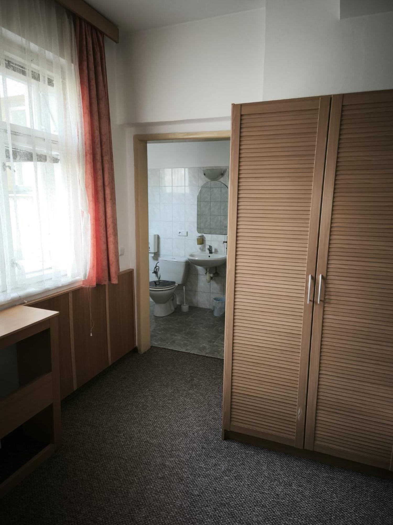 Pension Pod Sibenakem Strmilov Extérieur photo